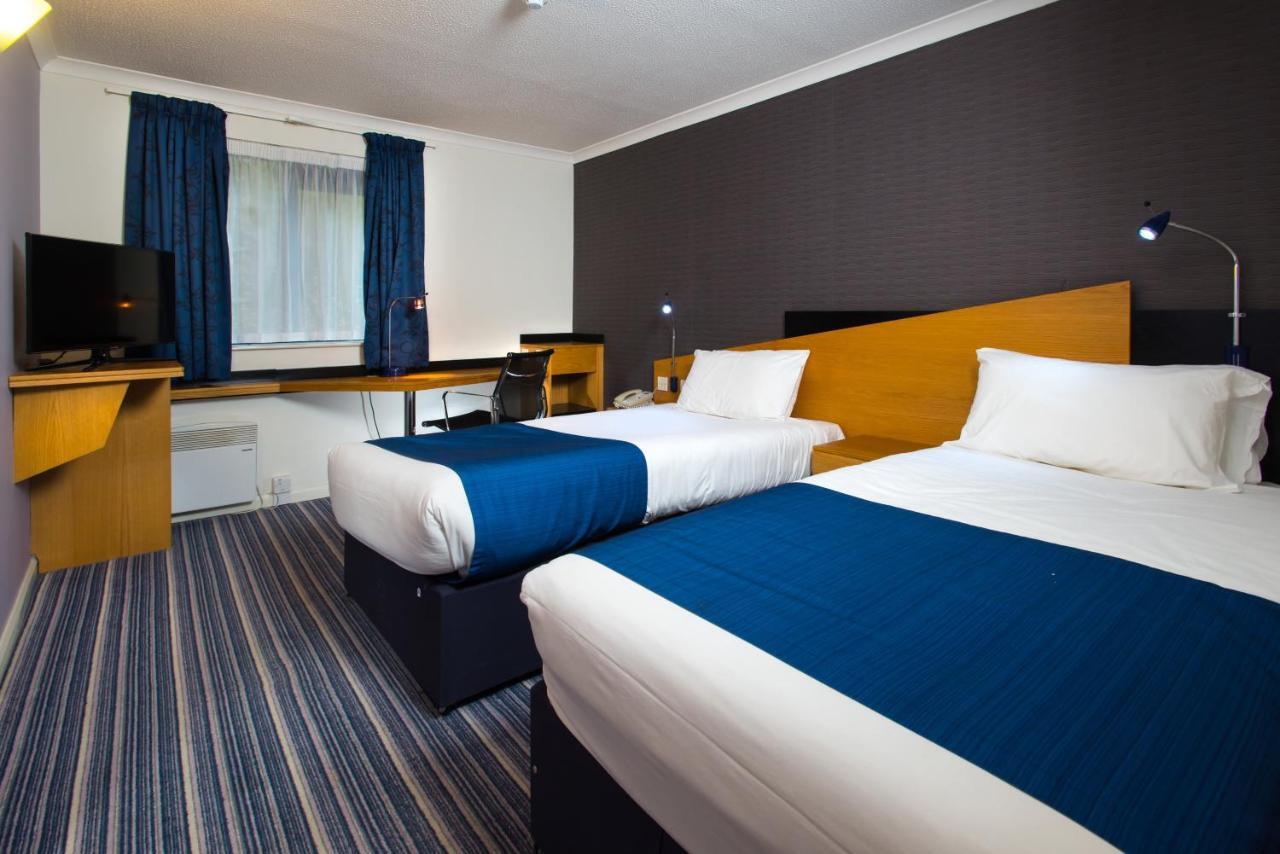 Express By Ihg 3* Stafford