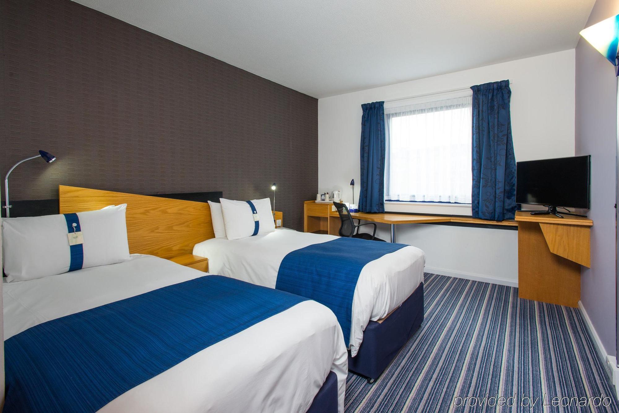 Express By Ihg Hotel 3*